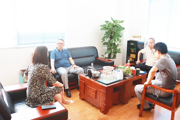 北京九江企业商会会长周子涵一行走访调研会员企业香蕉色视频网站科技